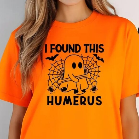 I Found This Humerus Ghost Tee Funny Halloween Skeleton T-Shirt - Picture 1 of 2